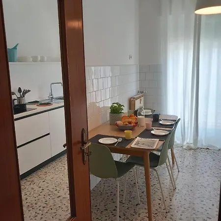 Corridoni - La Spezia, Near Cinque Terre Специя